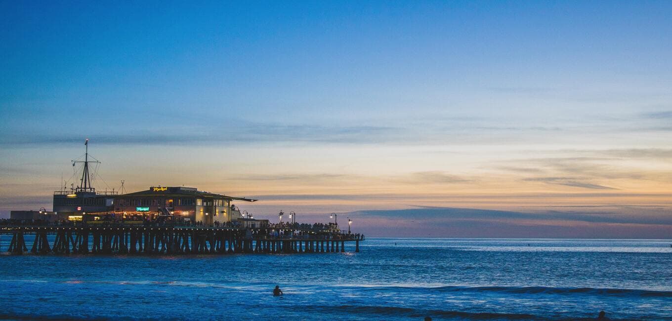 https://api.cabexpresso.com/media/destination_images/LOS_ANGELES.jpg